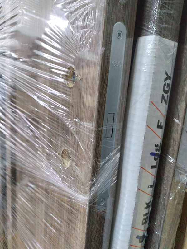 Двері для дачі високі